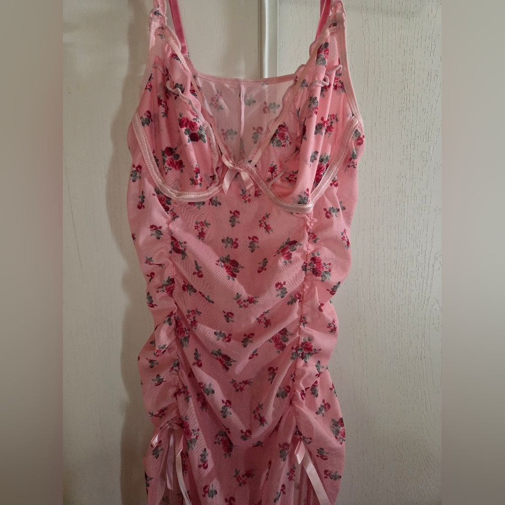 🌹 VIRAL Rose Print Mesh Ruched Lingerie Gown 🌹 - Picture 3 of 5